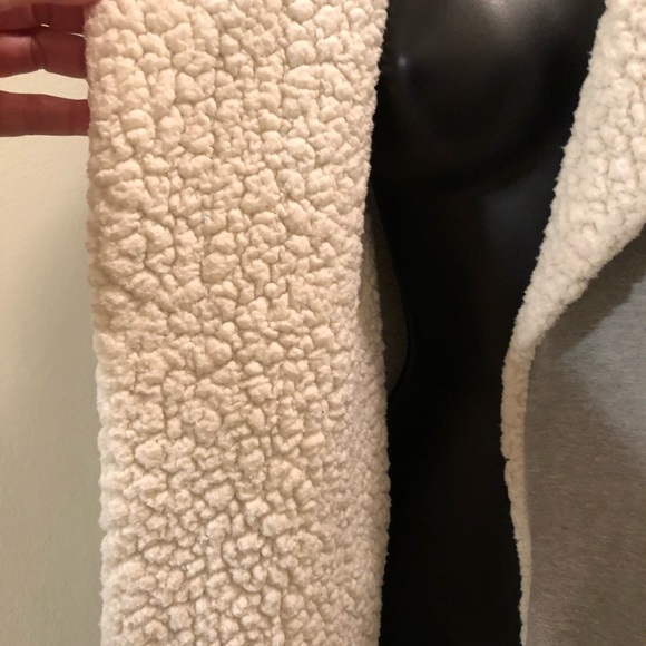 NWOT Splendid Bowery Reversable Sherpa Hoodie - Picture 8 of 8